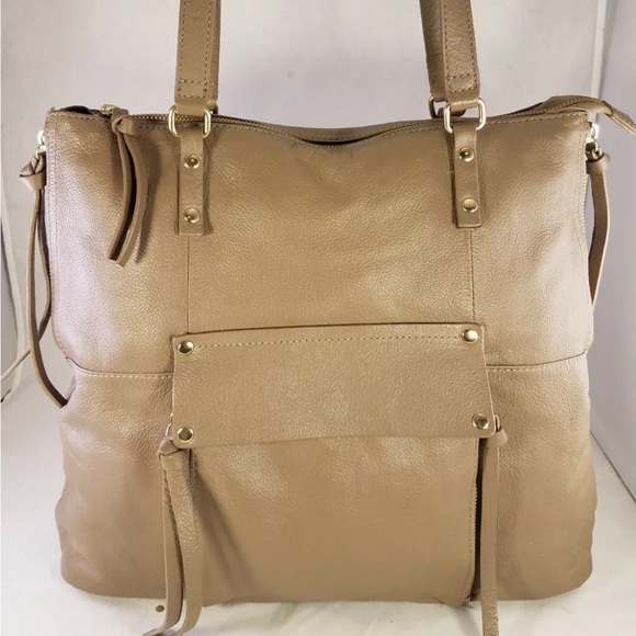 Kooba Handbags - KOOBA LARGE TOTE SHOPPER BAG SHOULDER
TAUPE LEATHER